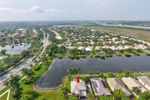 Casa en alquiler en Pembroke Pines, Florida, 4 dormitorios, 241.36 m2 № 2011254 - foto 26