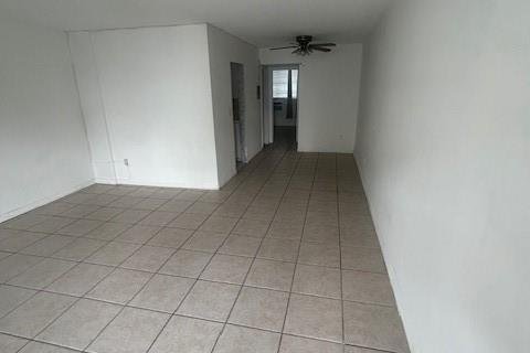 Condo in North Bay Village, Florida, 1 bedroom № 2083100 - photo 6