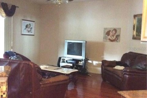 Villa ou maison à vendre à Orlando, Floride: 4 chambres, 310.48 m2 № 2111330 - photo 13