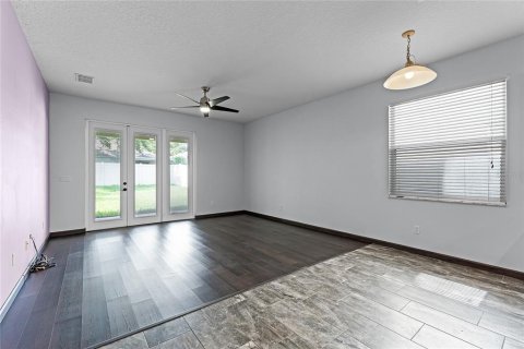 House in Orlando, Florida 4 bedrooms, 188.13 sq.m. № 1827954 - photo 5