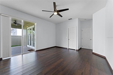 House in Orlando, Florida 4 bedrooms, 188.13 sq.m. № 1827954 - photo 18