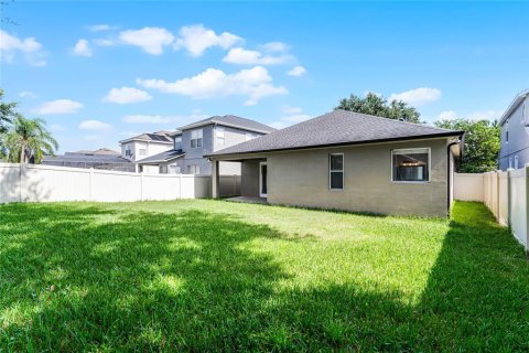 House in Orlando, Florida 4 bedrooms, 188.13 sq.m. № 1827954 - photo 23