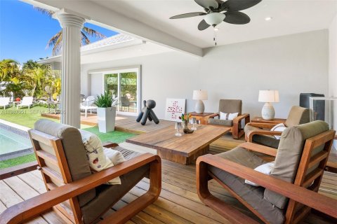Villa ou maison à louer à Hallandale Beach, Floride: 3 chambres, 294.87 m2 № 2154032 - photo 29