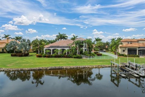 Casa en venta en Apollo Beach, Florida, 4 dormitorios, 380.43 m2 № 1911131 - foto 9