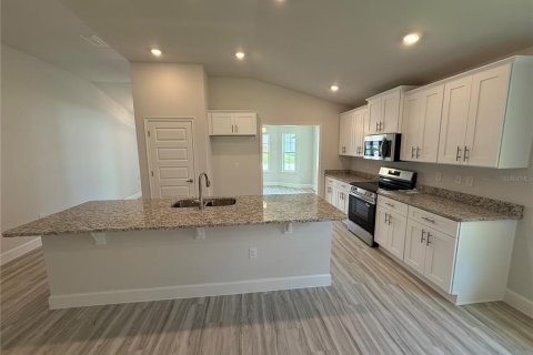Casa en venta en Alachua, Florida, 3 dormitorios, 165.37 m2 № 1851629 - foto 5