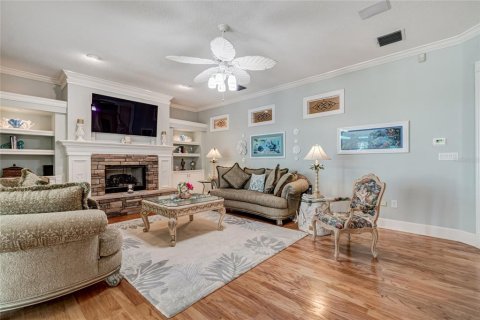 Casa en venta en New Port Richey, Florida, 4 dormitorios, 414.07 m2 № 2201933 - foto 25