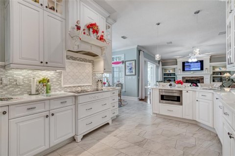Casa en venta en New Port Richey, Florida, 4 dormitorios, 414.07 m2 № 2201933 - foto 15