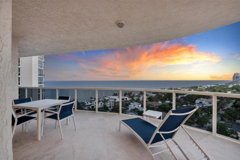 Condominio en venta en Fort Lauderdale, Florida, 3 dormitorios, 215.35 m2 № 2171484 - foto 3