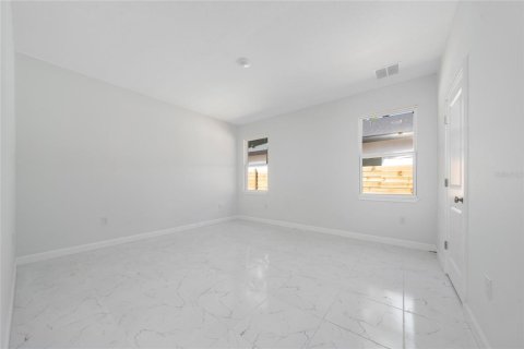 Casa en venta en Orlando, Florida, 3 dormitorios, 158.49 m2 № 1915567 - foto 7