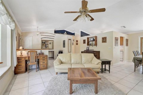 Villa ou maison à vendre à North Port, Floride: 2 chambres, 142.7 m2 № 1786143 - photo 8