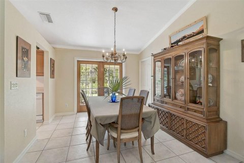 Villa ou maison à vendre à North Port, Floride: 2 chambres, 142.7 m2 № 1786143 - photo 11