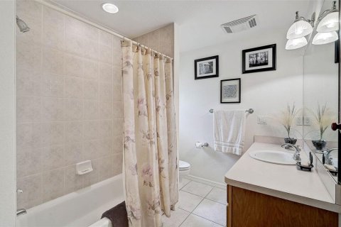 Villa ou maison à vendre à North Port, Floride: 2 chambres, 142.7 m2 № 1786143 - photo 18