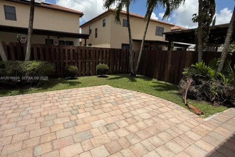 Villa ou maison à vendre à Doral, Floride: 5 chambres, 354.89 m2 № 2145716 - photo 26