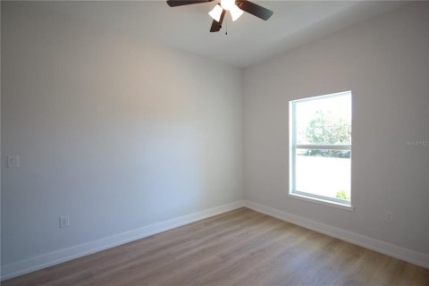 Propiedad comercial en venta en Port Charlotte, Florida, 6 dormitorios, 222.97 m2 № 1564833 - foto 10