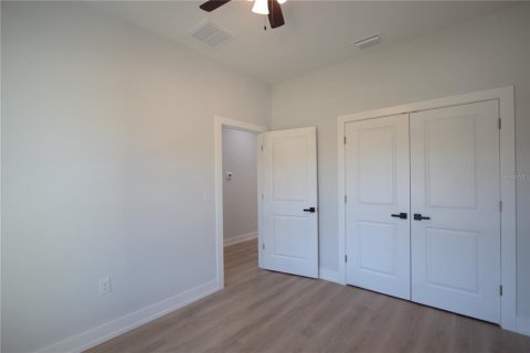 Propiedad comercial en venta en Port Charlotte, Florida, 6 dormitorios, 222.97 m2 № 1564833 - foto 11