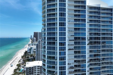Condominio en venta en Hollywood, Florida, 3 dormitorios, 196.49 m2 № 1991039 - foto 4