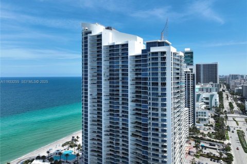 Condominio en venta en Hollywood, Florida, 3 dormitorios, 196.49 m2 № 1991039 - foto 7