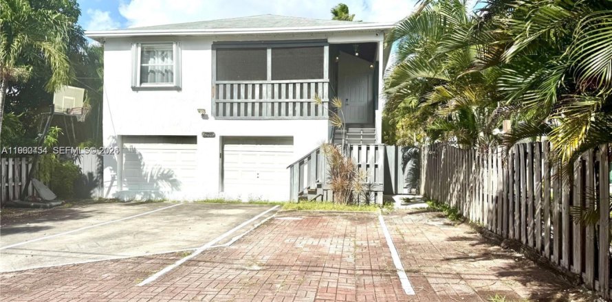 Дом в Окленд-Парк, Флорида 6 спален, 363.99м2 № 2023537