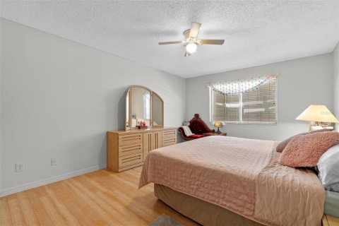 House in Orlando, Florida 3 bedrooms, 196.4 sq.m. № 1825306 - photo 29