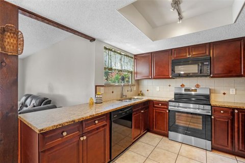 House in Orlando, Florida 3 bedrooms, 196.4 sq.m. № 1825306 - photo 15