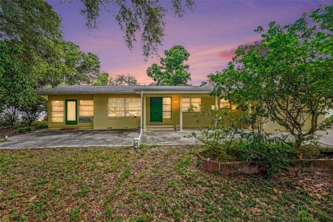 Casa en Saint Petersburg, Florida 3 dormitorios, 154.59 m2 № 2286958