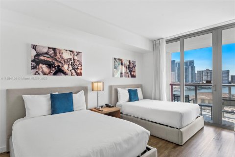 Купить кондоминиум в Халландейл-Бич, Флорида 2 спальни, 94.76м2, № 1930469 - фото 11