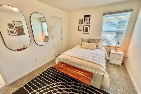 Villa ou maison à vendre à Kissimmee, Floride: 7 chambres, 277.5 m2 № 2425438 - photo 23