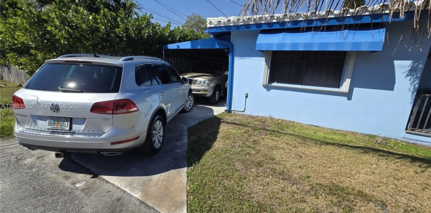 Villa ou maison à Dania Beach, Floride 1 chambre, 60.2 m2 № 2049408