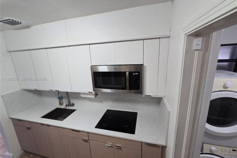 Villa ou maison à louer à Dania Beach, Floride: 1 chambre, 60.2 m2 № 2049408 - photo 6