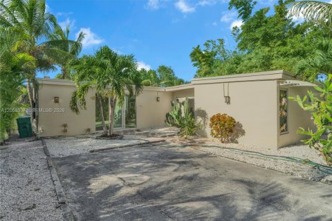 Casa en venta en Margate, Florida, 3 dormitorios, 117.8 m2 № 2168989 - foto 2