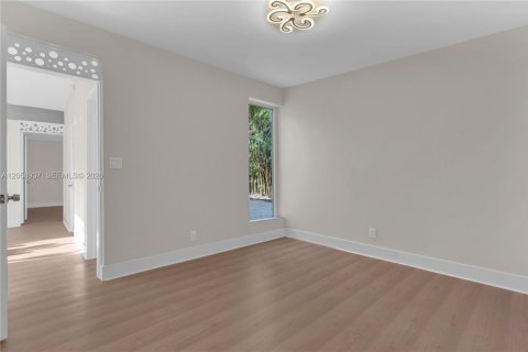 Casa en venta en Margate, Florida, 3 dormitorios, 117.8 m2 № 2168989 - foto 21