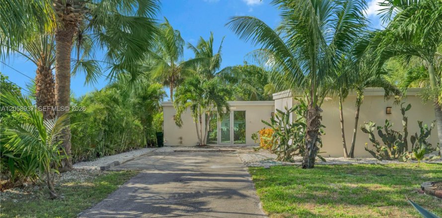 Casa en Margate, Florida 3 dormitorios, 117.8 m2 № 2168989