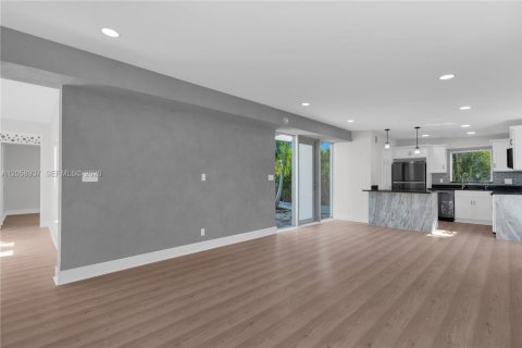 Casa en venta en Margate, Florida, 3 dormitorios, 117.8 m2 № 2168989 - foto 7
