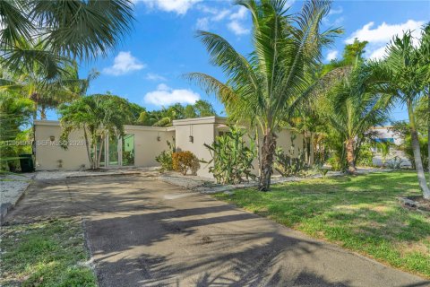 Casa en venta en Margate, Florida, 3 dormitorios, 117.8 m2 № 2168989 - foto 3