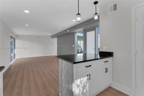 Casa en venta en Margate, Florida, 3 dormitorios, 117.8 m2 № 2168989 - foto 14