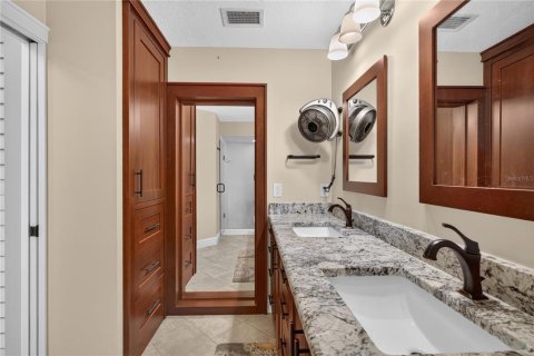 Casa en venta en Tavares, Florida, 3 dormitorios, 201.51 m2 № 2199537 - foto 15