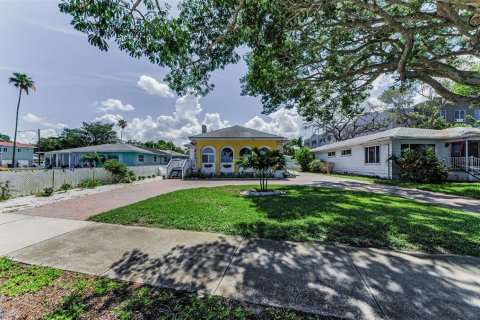 Casa en venta en Clearwater, Florida, 2 dormitorios, 167.22 m2 № 1795278 - foto 10