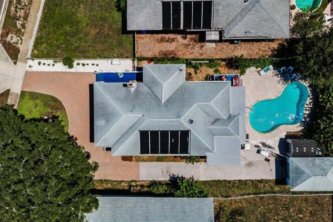 Casa en venta en Clearwater, Florida, 2 dormitorios, 167.22 m2 № 1795278 - foto 5
