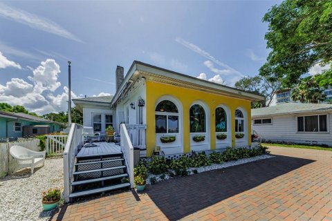 Casa en venta en Clearwater, Florida, 2 dormitorios, 167.22 m2 № 1795278 - foto 12