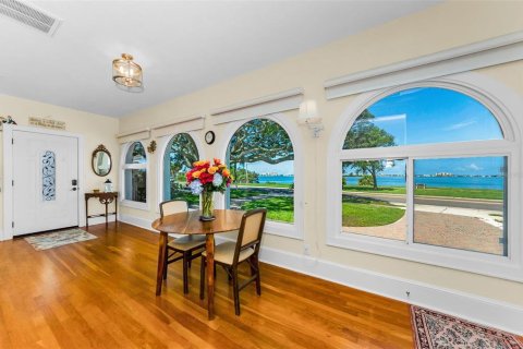 Casa en venta en Clearwater, Florida, 2 dormitorios, 167.22 m2 № 1795278 - foto 3