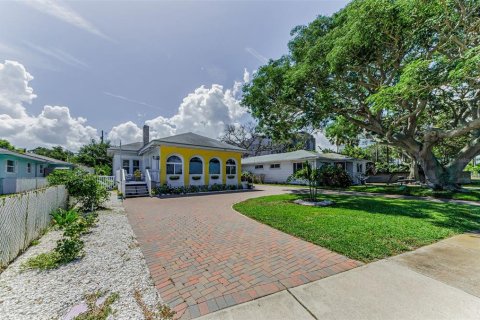Casa en venta en Clearwater, Florida, 2 dormitorios, 167.22 m2 № 1795278 - foto 8