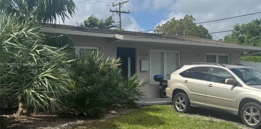 Casa en Miami, Florida 4 dormitorios, 181.53 m2 № 1727365