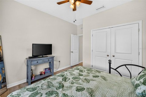 House in Wesley Chapel, Florida 3 bedrooms, 147.44 sq.m. № 2299579 - photo 24