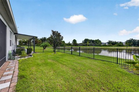 House in Wesley Chapel, Florida 3 bedrooms, 147.44 sq.m. № 2299579 - photo 3