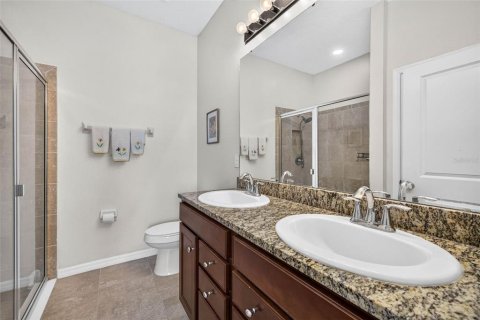 House in Wesley Chapel, Florida 3 bedrooms, 147.44 sq.m. № 2299579 - photo 20