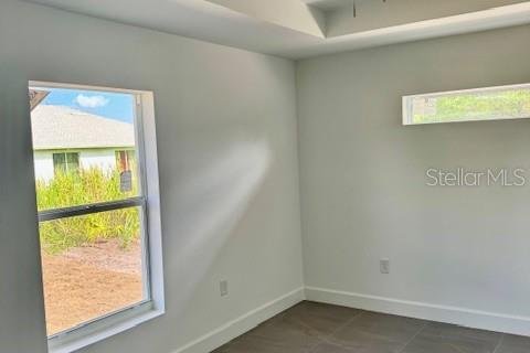 Commercial property in Lehigh Acres, Florida 6 bedrooms, 217.95 sq.m. № 1822901 - photo 7