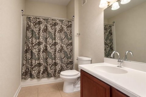 Condo in Orlando, Florida, 3 bedrooms № 2394149 - photo 13