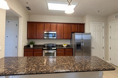 Condo in Orlando, Florida, 3 bedrooms № 2394149 - photo 7
