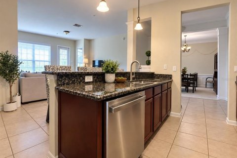 Condo in Orlando, Florida, 3 bedrooms № 2394149 - photo 6