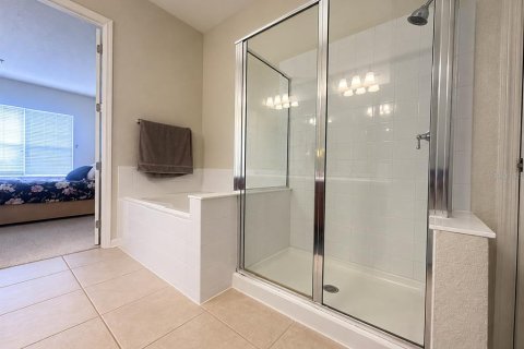 Condo in Orlando, Florida, 3 bedrooms № 2394149 - photo 10